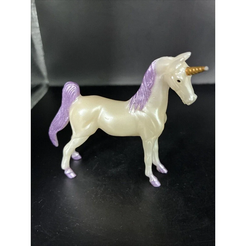 Breyer stablemate pearl